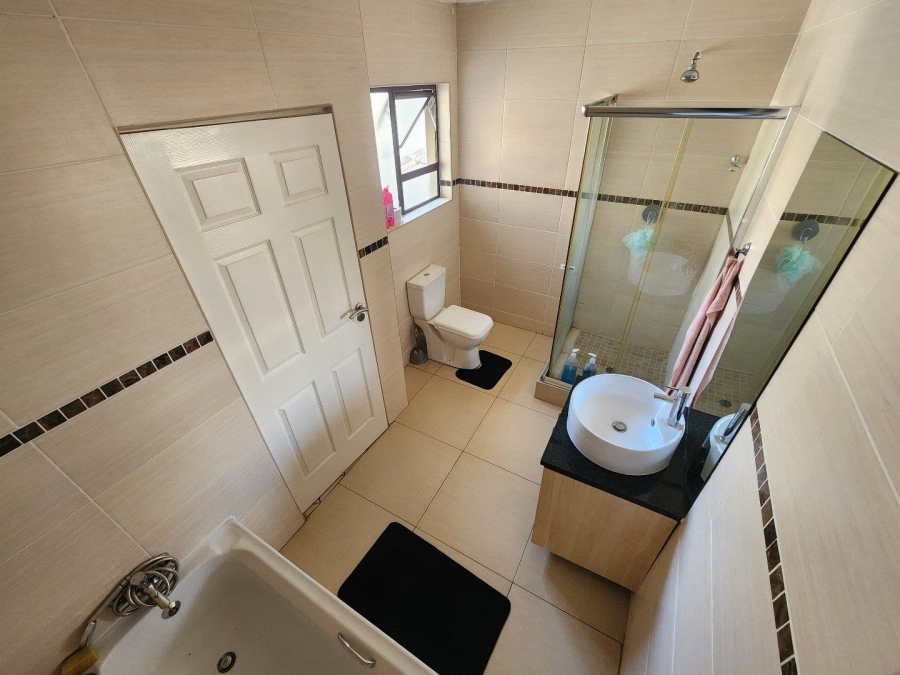 3 Bedroom Property for Sale in Shellyvale Free State